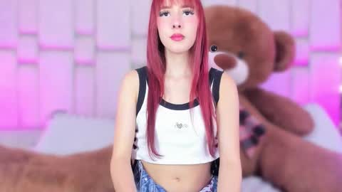 Snapshot of _gigidoll_ chatting on October 22, 11:43 am Gigi online show from October 22, 11:43 am