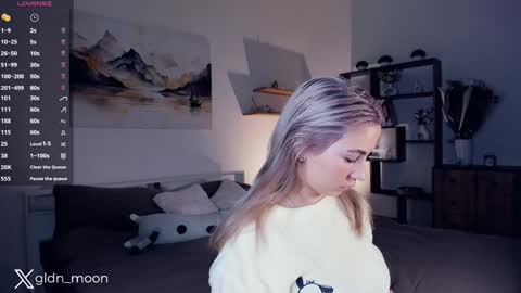 Snapshot of _golden_moon_ chatting on January 10, 8:04 pm Rina online show from January 10, 8:04 pm