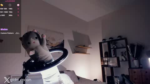 Snapshot of _golden_moon_ chatting on January 16, 10:44 pm Rina online show from January 16, 10:44 pm