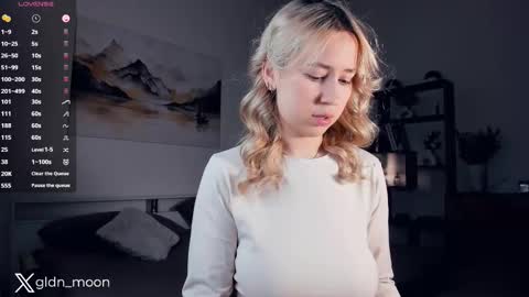 Snapshot of _golden_moon_ chatting on February 27, 10:42 pm Rina online show from February 27, 10:42 pm