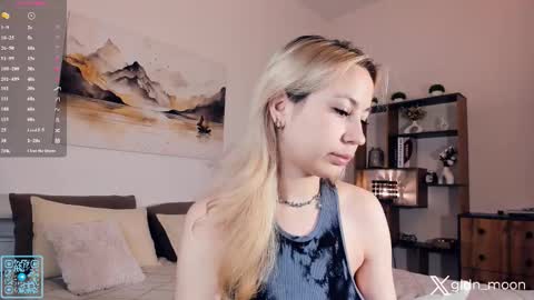 Snapshot of _golden_moon_ chatting on September 13, 11:15 pm Rina online show from September 13, 11:15 pm