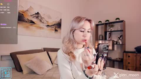 Snapshot of _golden_moon_ chatting on October 3, 7:33 pm Rina online show from October 3, 7:33 pm