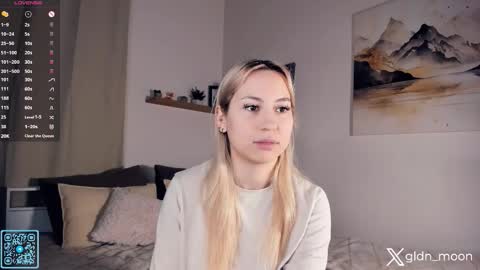 Snapshot of _golden_moon_ chatting on November 14, 7:45 pm Rina online show from November 14, 7:45 pm