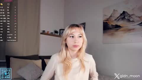 Snapshot of _golden_moon_ chatting on November 16, 7:41 pm Rina online show from November 16, 7:41 pm