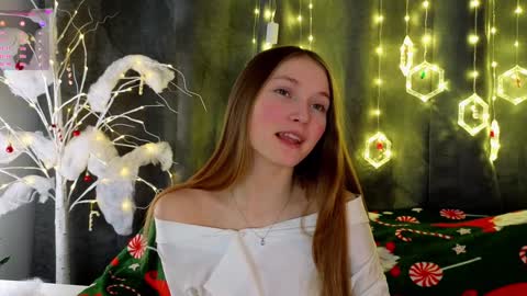 Snapshot of _green_green_ chatting on December 30, 1:04 am Milly online show from December 30, 1:04 am