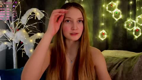 Snapshot of _green_green_ chatting on January 5, 8:00 am Milly online show from January 5, 8:00 am