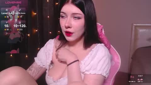 Tori online show from February 17, 9:35 am