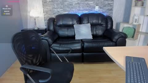 Hanna online show from February 10, 7:40 pm