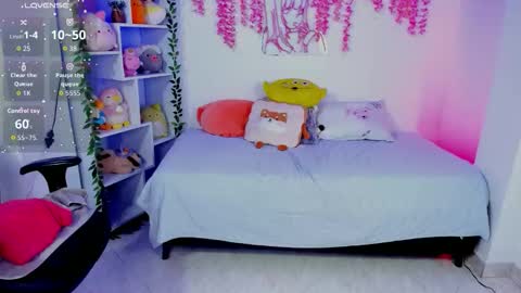 Snapshot of _hanna_sky chatting on February 7, 11:14 am Hanna Botero online show from February 7, 11:14 am