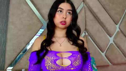 _hannahst online show from November 21, 2:32 am