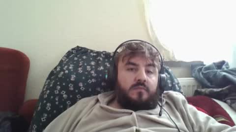 Snapshot of _hasanhz_ chatting on December 19, 8:21 am hasanhz. online show from December 19, 8:21 am