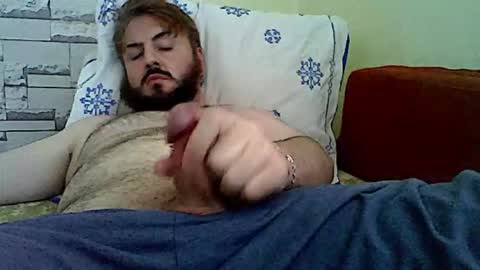 Snapshot of _hasanhz_ chatting on January 13, 8:08 am hasanhz. online show from January 13, 8:08 am