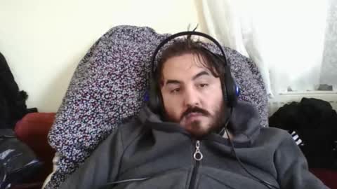 Snapshot of _hasanhz_ chatting on February 15, 2:03 pm hasanhz. online show from February 15, 2:03 pm