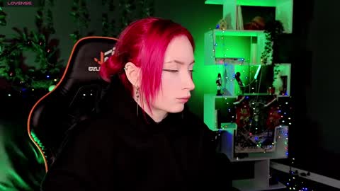 Helen Carter 3  Next stream   2330 MSC online show from December 25, 8:50 pm