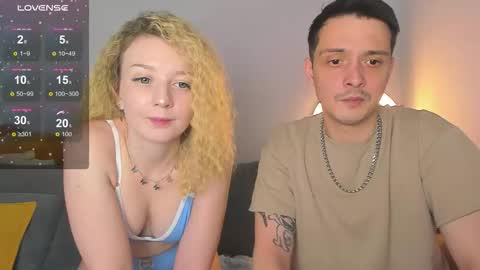 Snapshot of _hey_scarlett_ chatting on October 4, 6:50 pm _hey_scarlett_ online show from October 4, 6:50 pm