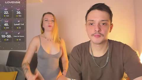 Snapshot of _hey_scarlett_ chatting on October 13, 1:55 pm _hey_scarlett_ online show from October 13, 1:55 pm