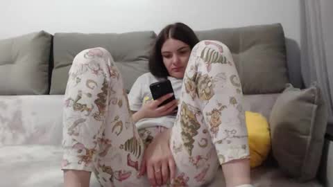 Criss4u online show from April 3, 6:28 pm