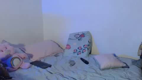 KEYLA Y SAMUEL online show from April 12, 5:12 am