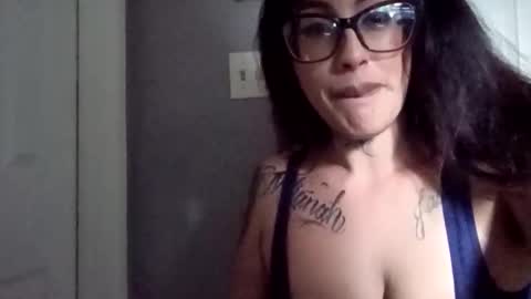 YOUR FUTURE EXXXWIFE online show from April 20, 12:57 am