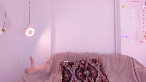 Snapshot of _huge_boobs_ebony chatting on January 16, 10:34 pm Darlis online show from January 16, 10:34 pm