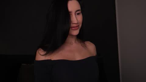 Snapshot of _iammary chatting on November 9, 6:50 pm Mary online show from November 9, 6:50 pm