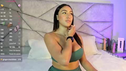 Snapshot of _im_megan chatting on February 9, 10:09 am Megan online show from February 9, 10:09 am