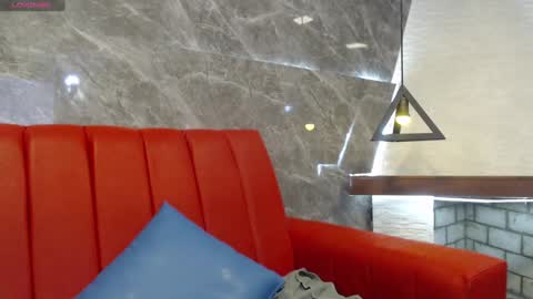 Snapshot of _isaabellaa chatting on January 17, 5:30 pm Isa online show from January 17, 5:30 pm