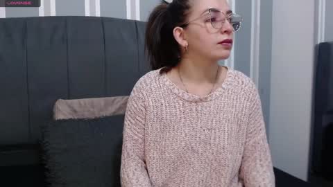 Snapshot of _isaabellaa chatting on January 19, 11:23 am Isa online show from January 19, 11:23 am