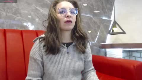 Snapshot of _isaabellaa chatting on February 15, 11:50 am Isa online show from February 15, 11:50 am