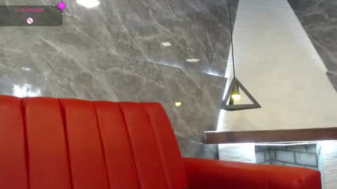 Snapshot of _isaabellaa chatting on March 7, 11:07 am Isa online show from March 7, 11:07 am