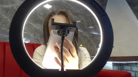 Snapshot of _isaabellaa chatting on March 10, 5:29 pm Isa online show from March 10, 5:29 pm