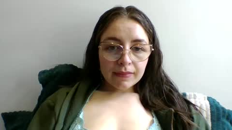 Snapshot of _isaabellaa chatting on September 30, 5:18 pm Isa online show from September 30, 5:18 pm
