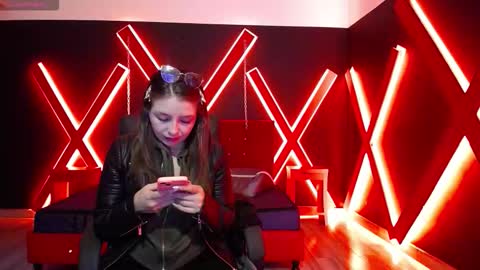 Snapshot of _isaabellaa chatting on November 16, 11:27 am Isa online show from November 16, 11:27 am