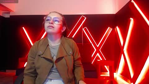 Snapshot of _isaabellaa chatting on November 18, 11:03 am Isa online show from November 18, 11:03 am