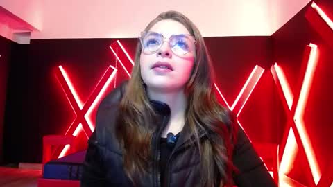 Snapshot of _isaabellaa chatting on December 1, 11:48 am Isa online show from December 1, 11:48 am