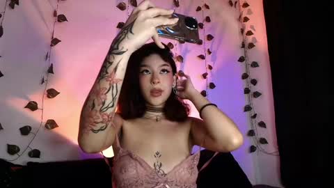 Snapshot of _itsjustgeral chatting on April 28, 9:09 pm Geral online show from April 28, 9:09 pm