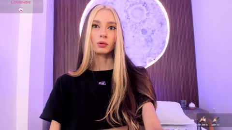 Snapshot of _ivanna_volk chatting on February 27, 4:56 am Ivanna online show from February 27, 4:56 am