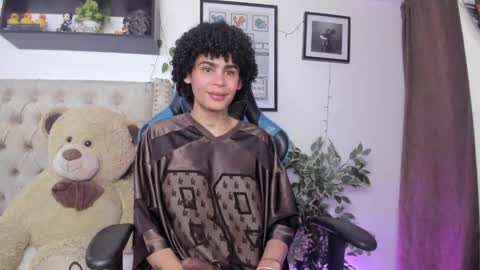 Snapshot of _jaay77 chatting on December 24, 9:44 pm Jay online show from December 24, 9:44 pm