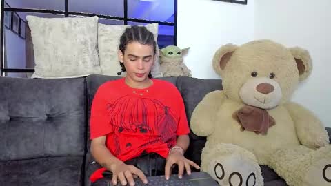 Snapshot of _jaay77 chatting on January 14, 6:02 am Jay online show from January 14, 6:02 am