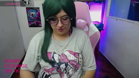 _jadee_p_ online show from October 21, 1:39 am