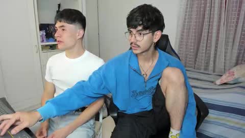 James online show from October 31, 10:33 pm