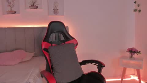 Snapshot of _janiis_ chatting on October 14, 10:32 pm jannis online show from October 14, 10:32 pm