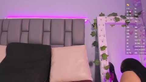 Snapshot of _jasmine_blush chatting on October 3, 1:52 pm Jasmine online show from October 3, 1:52 pm