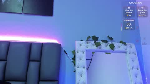 Snapshot of _jasmine_blush chatting on October 13, 1:22 pm Jasmine online show from October 13, 1:22 pm