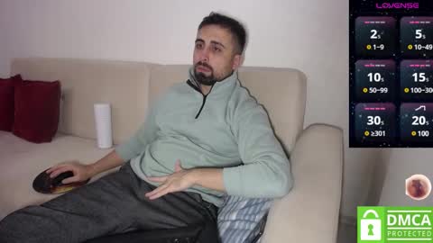 _jeem_ online show from December 15, 6:15 pm