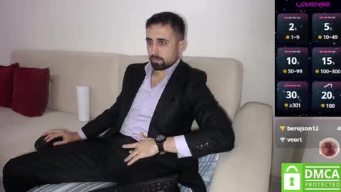 _jeem_ online show from December 16, 6:49 pm