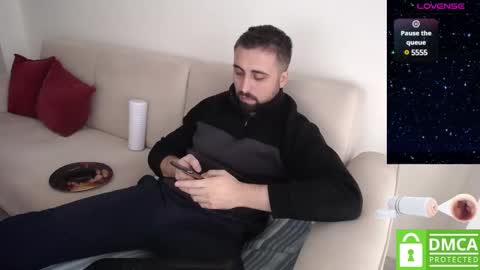 _jeem_ online show from December 28, 8:16 am