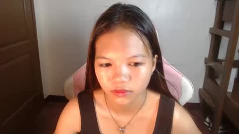Jen online show from May 8, 4:23 pm