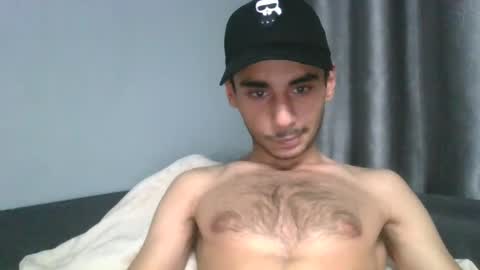 Snapshot of _jimmy_21 chatting on February 15, 6:33 am Jimmy online show from February 15, 6:33 am