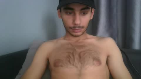 Snapshot of _jimmy_21 chatting on February 22, 8:29 am Jimmy online show from February 22, 8:29 am